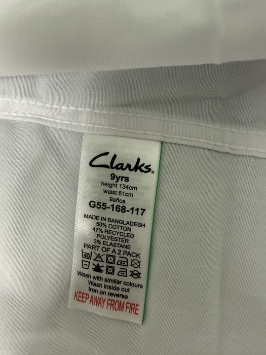 Рубашка для девочки новая Clarks