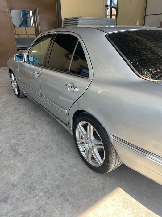 Mercedes-benz w210 e230