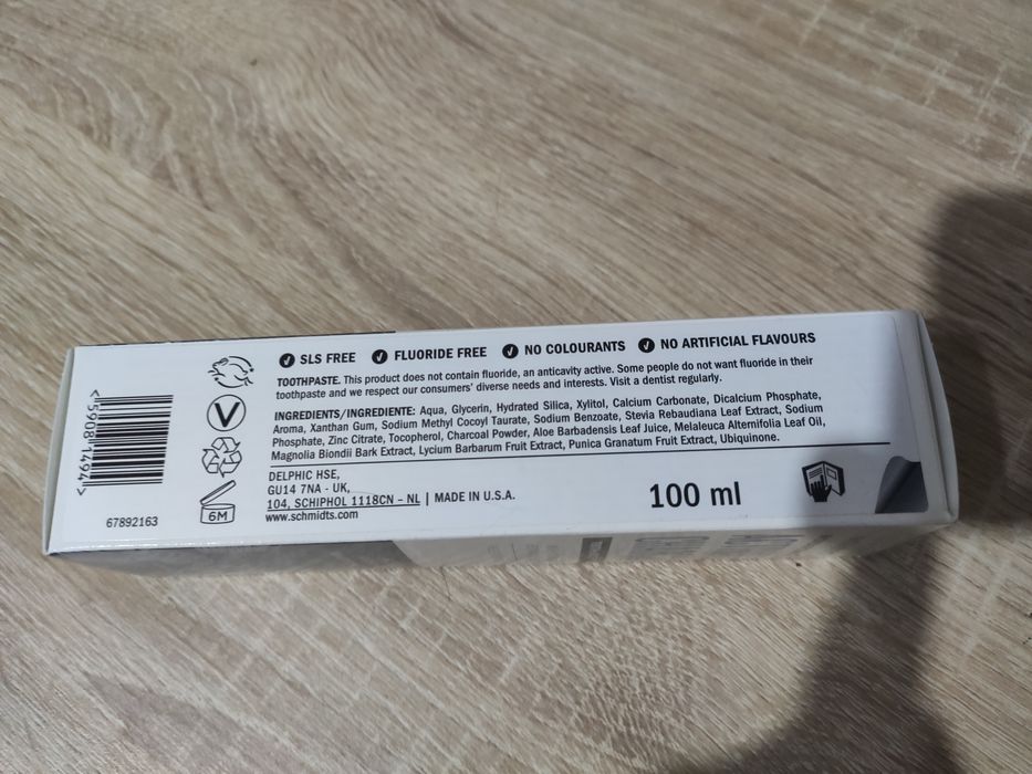 Pasta de dinti Schmidt's cu carbune activ 100% naturala