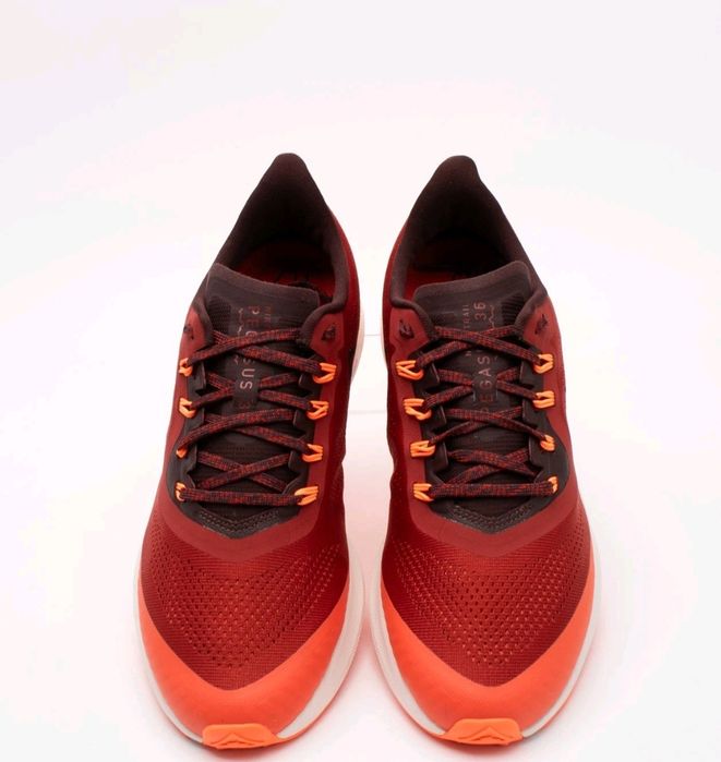 NIKE Air Zoom Pegasus