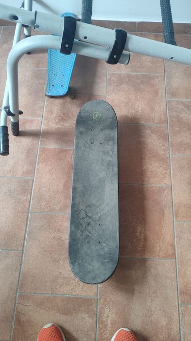 Продам скейт борд и пениборд