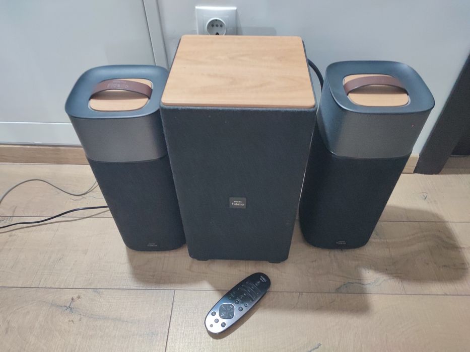Home cinema Philips Fidelio 4.1 Bluetooth 210W subwoofer sateliti