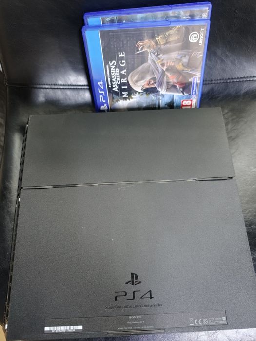 Playstation 4 cu 2 manete * Garantie *