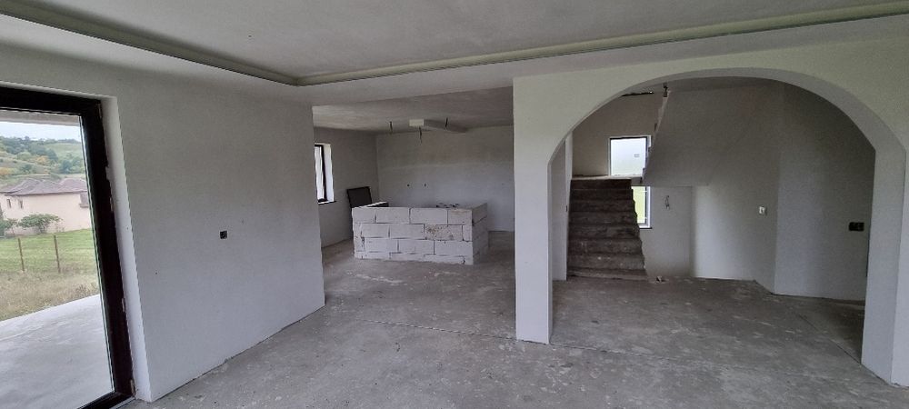 Casă nouă + teren 1.300 mp ,în comuna Pârteștii de Jos, jud. Suceava