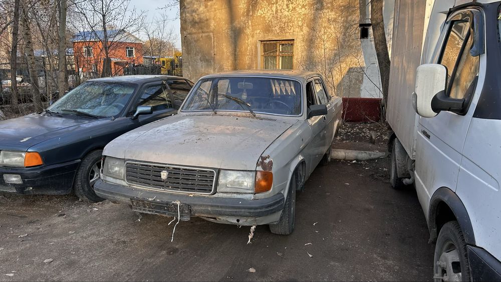 Продаю 2 Волги 600к