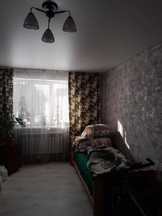 Продам квартиру в п. Глубокое.