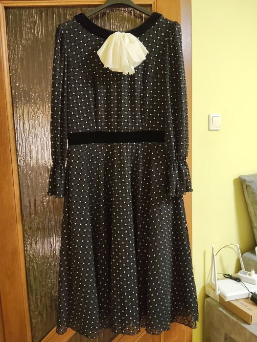 Rochie elegantă pentru diferite evenimente