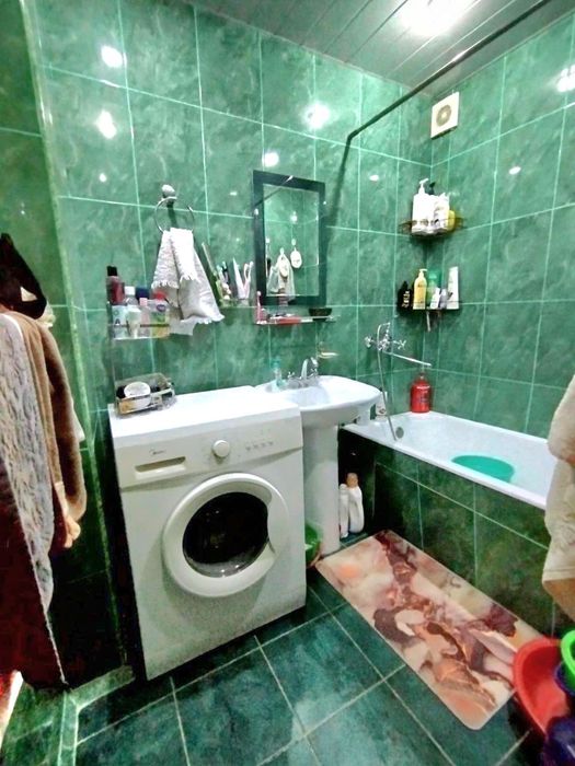 Феруза продаётся квартира 2/5/5 Балкон 2х6 Улучшенная Планировка