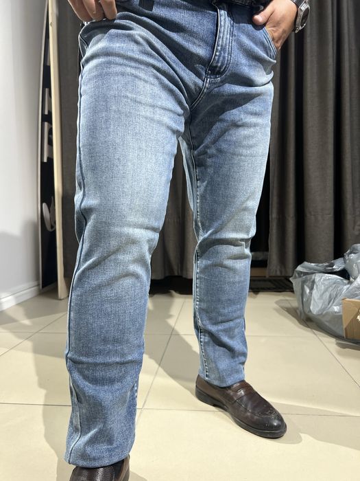 Джинсы  стильные разные модели