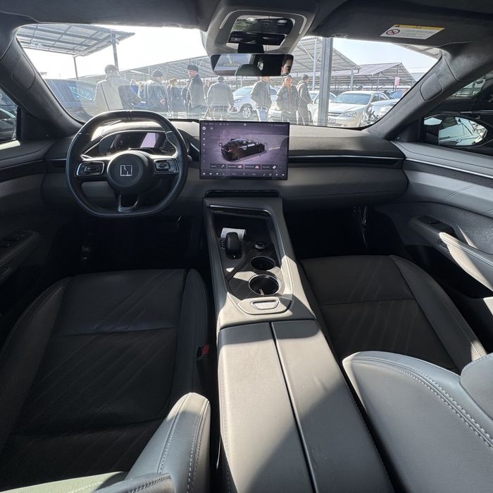 Zeekr 001 | 2024 | Nasiya savdo 40%