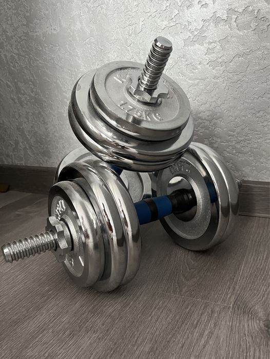 Продаются гантели