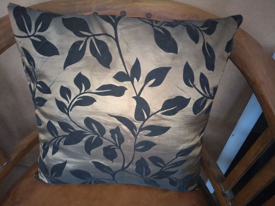 Декоративна възглавница от Испания