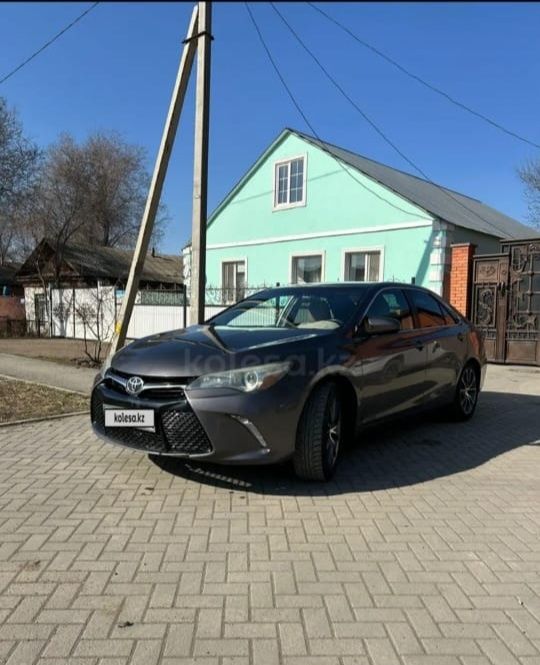 Продам toyota camry