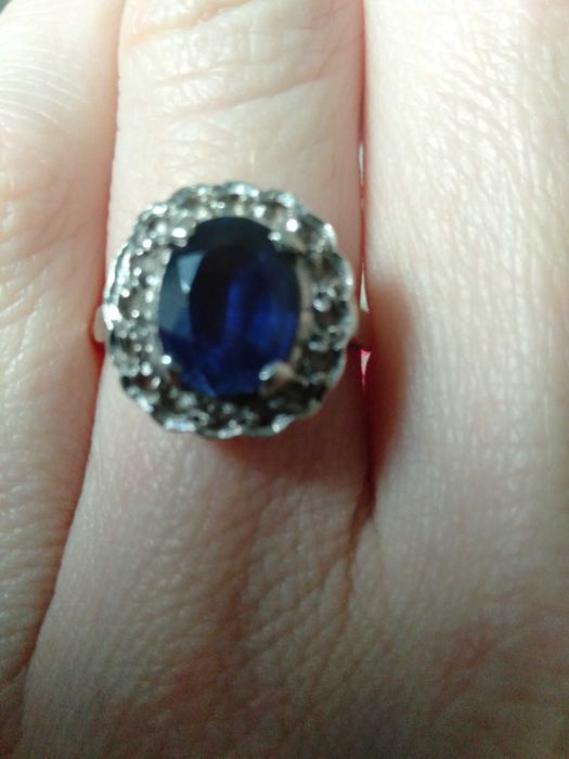 Kольцо из белого золота 9 карат с французскими сапфирами 1950-х