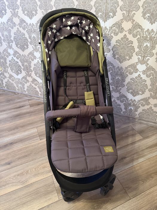 Продам прогулочную коляску