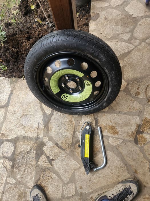 Резервна гума патерица за Vw Golf 7 Vw golf 6 125/70/16