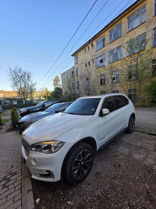 Продавам BMW Х5 -2014