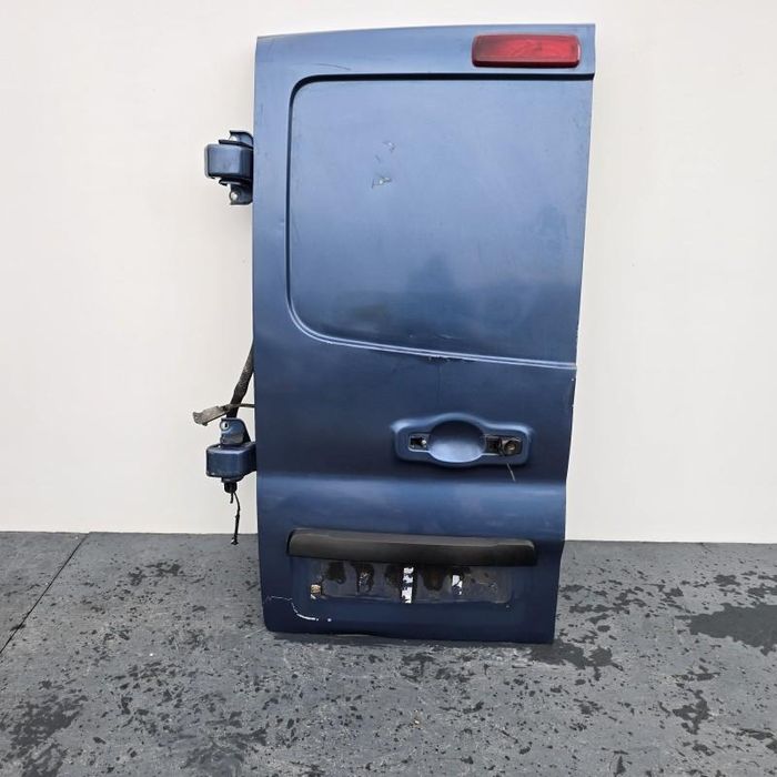 Portiera usa 21E / 4UU stanga spate cu defect Renault Trafic 3