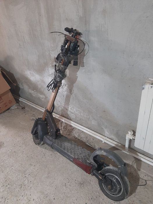 Электронный самокат