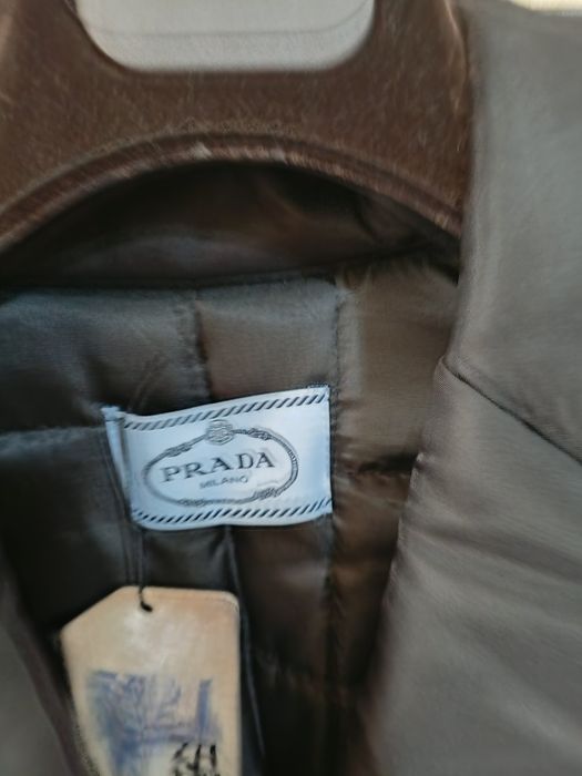 Куртка прада. Продаю за 7000