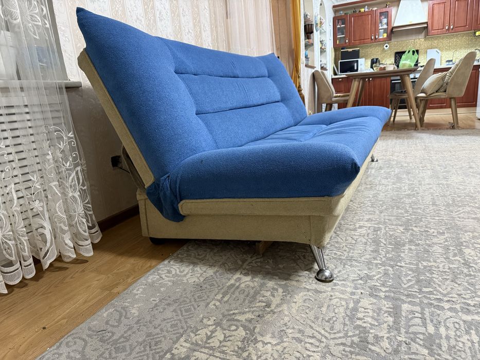 Продам диван 20 000