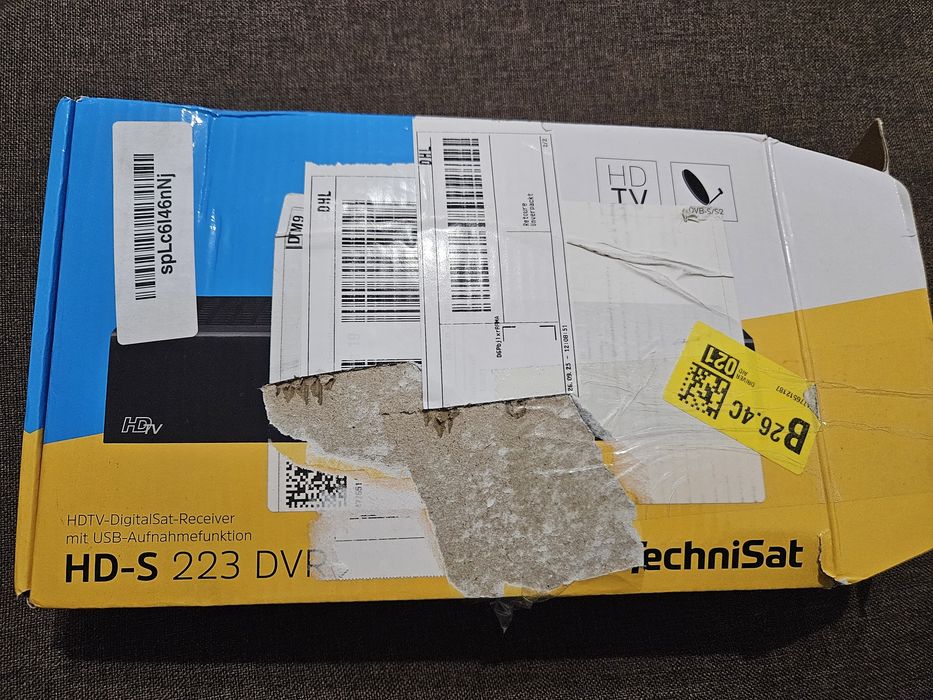 Receptor Satelit HD TechniSat HD-S 223 DVR – Nou la cutie (Media Player, USB, HDMI)
