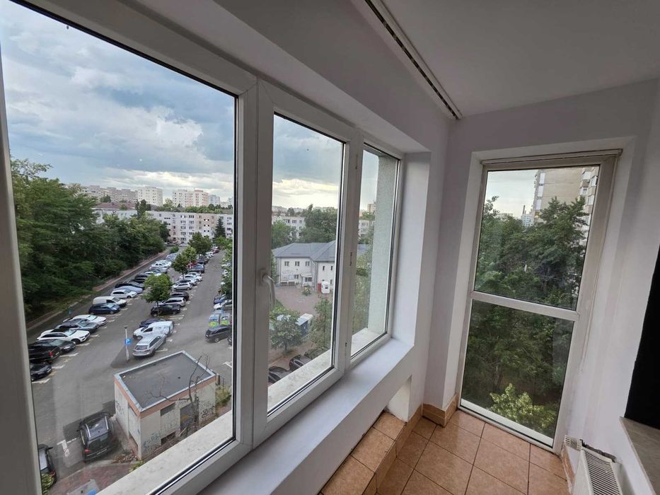 Inchiriez apartament 3 camere