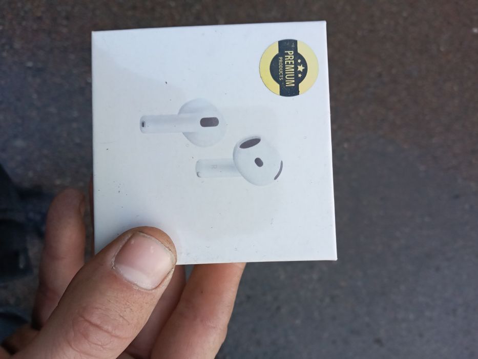 Продам наушники 5000