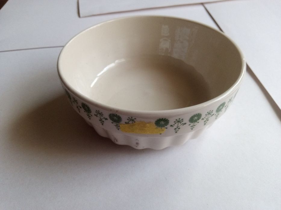 Порцеланова купичка от социализма