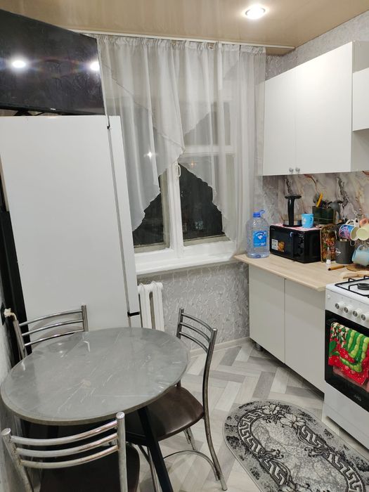 Продам квартиру .