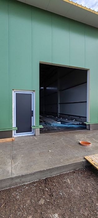 Termopane și Rulouri Exterioare