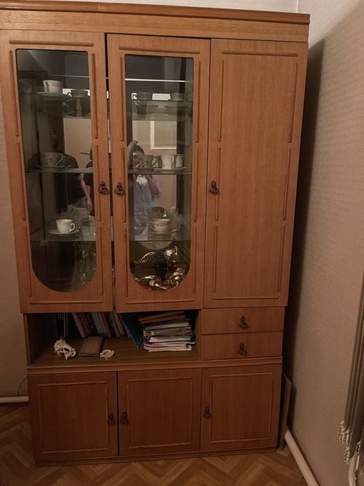 Кровать, Стенка, Столы, Тумбы