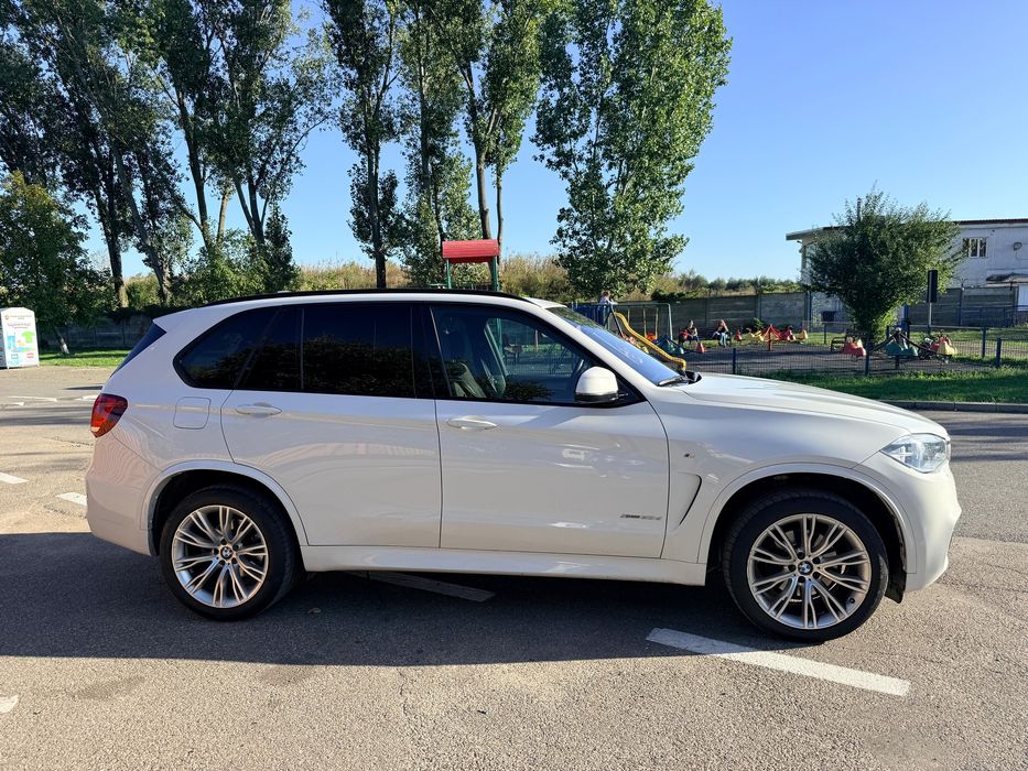 Bmw X5/ 2016/ M packet/ Full/ 258 CP/ Panoramic