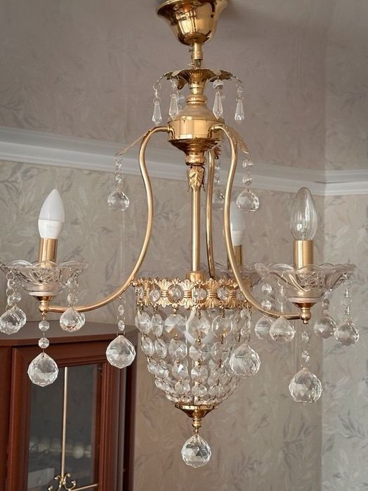 Люстра хрустальная
