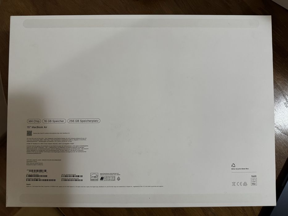 Macbook Air 15” M4 2025 nou