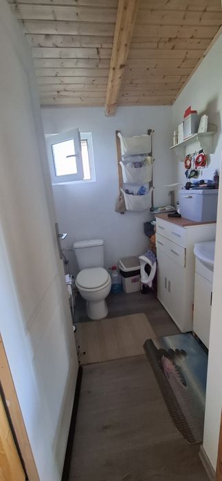 Cabana si teren 660 m²