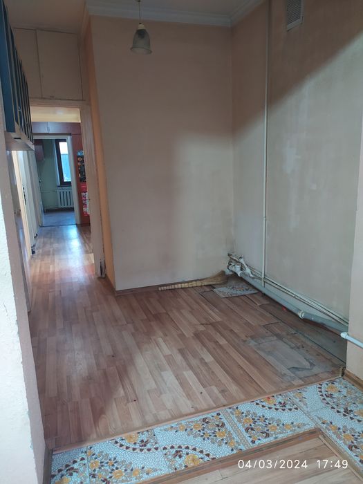 Uy sotiladi: Shayxontohur tumani gulobot mahalla