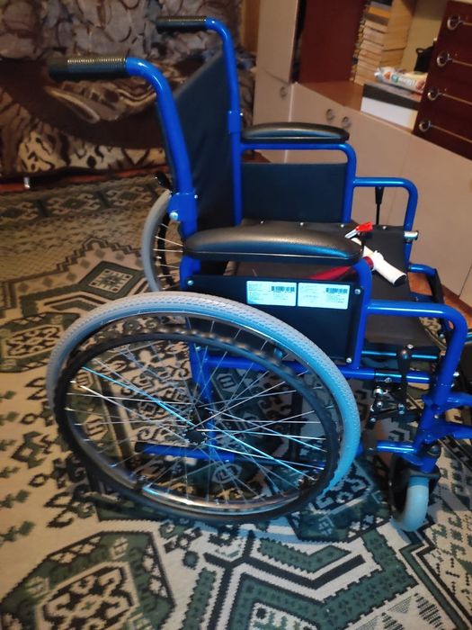 Коляска инвалидная б.у
