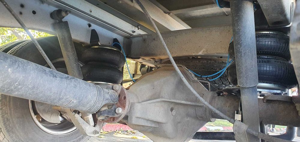 Pernă de aer suplimentară – confort sporit, ușor de umflat, rezistentă