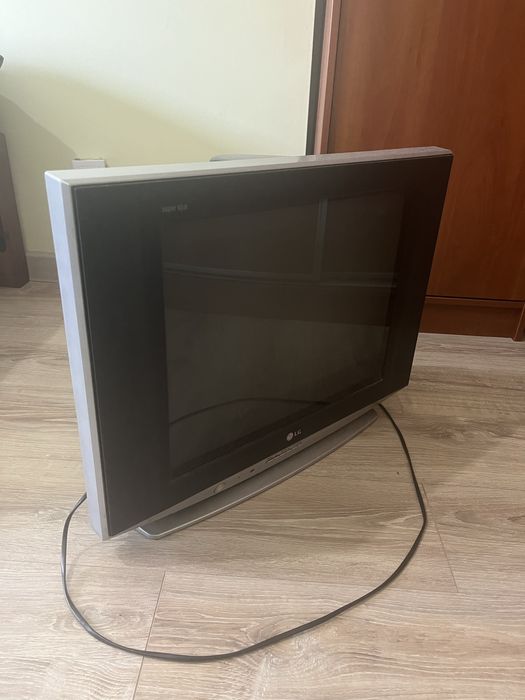 Телевизор рабочий