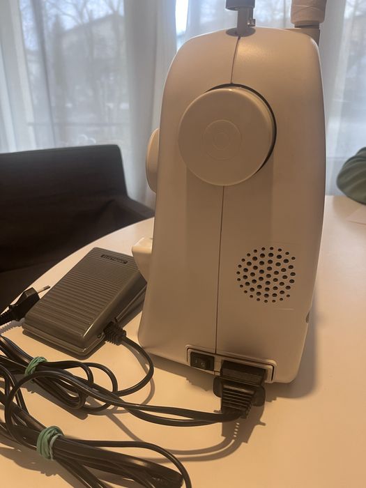 Домашна шевна машина Brodther BM 2600 в отлично състояние