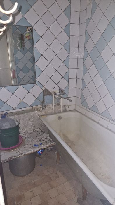 Срочно !!! Продаётся 3х комнатная квартира в Мархабо