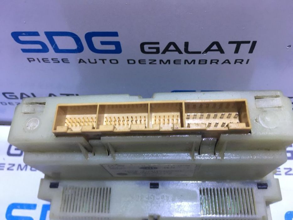 Panou / Display / Afisaj Climatronic VW Passat B5 1997 - 2001 Cod Piesa : 3B1 907 044 A / 3B1907044A / 5HB007617-10