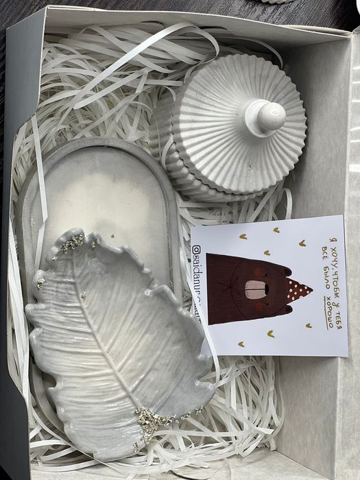 Декортивные изделия из гипса