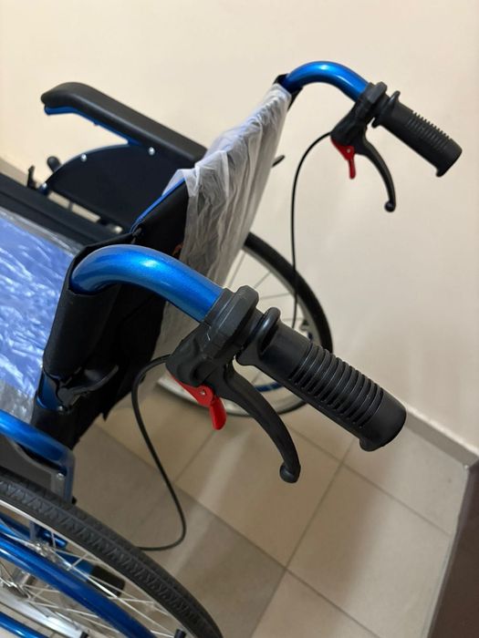 Инвалидная коляска