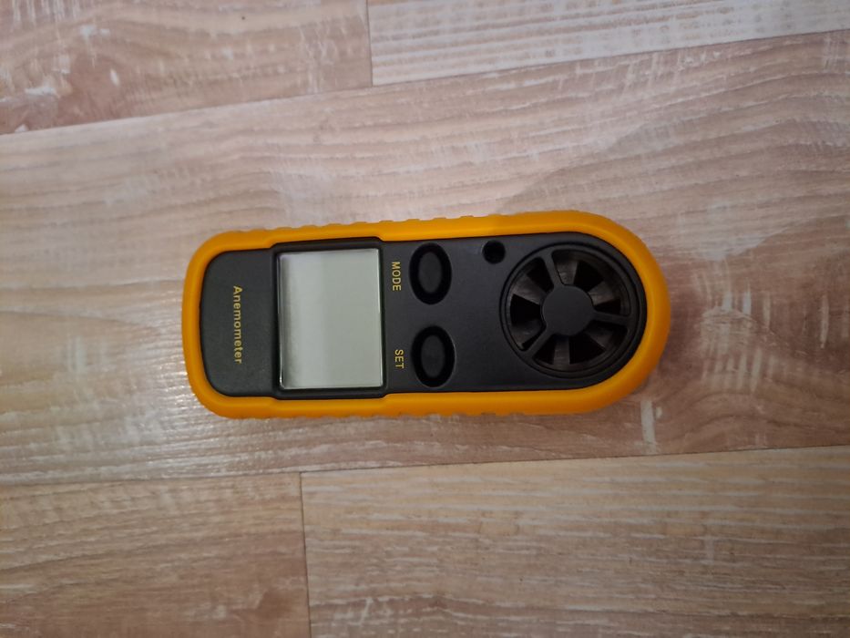 Професионален Анемометър