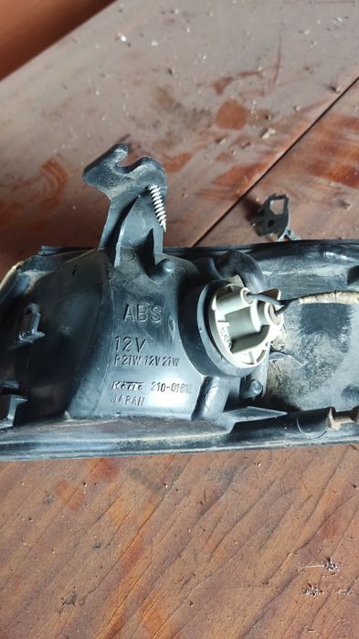 Продаю поворотник на