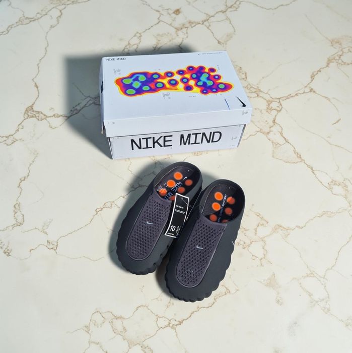 Slapi Nike Mind 001 Black Chrome 44