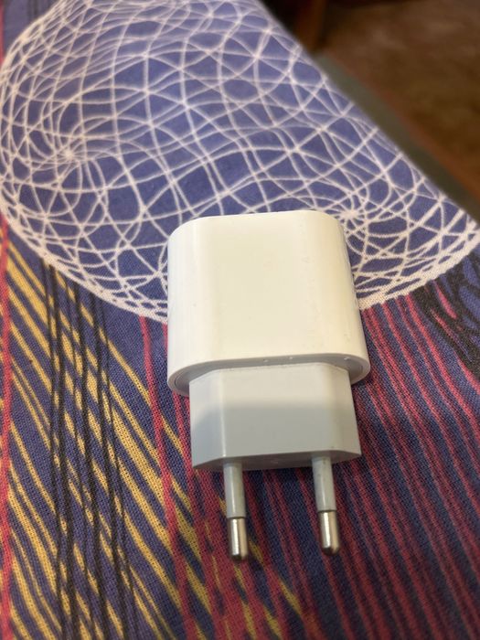 Блок 20 Ватт для айфона