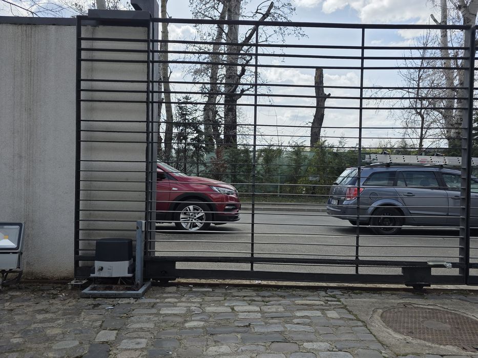 Montaj service reparatii automatizari porti